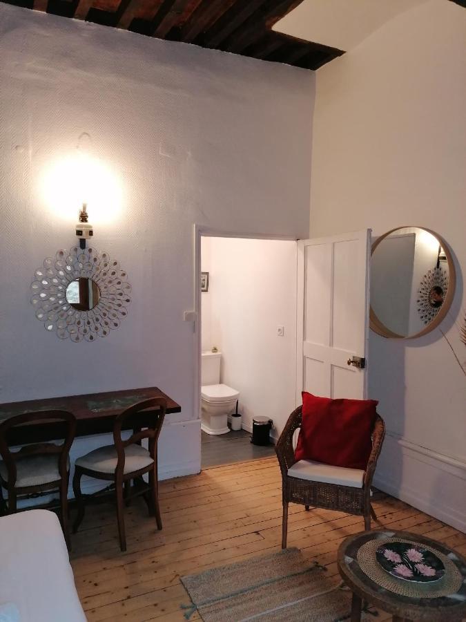 Le Studio Du 6 Apartment Дол Екстериор снимка